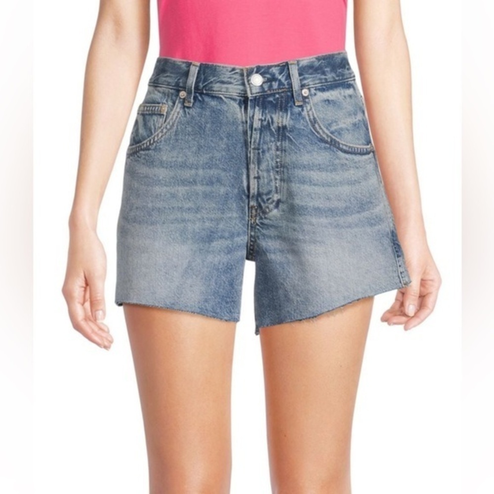 We the Free ivy mid rise short